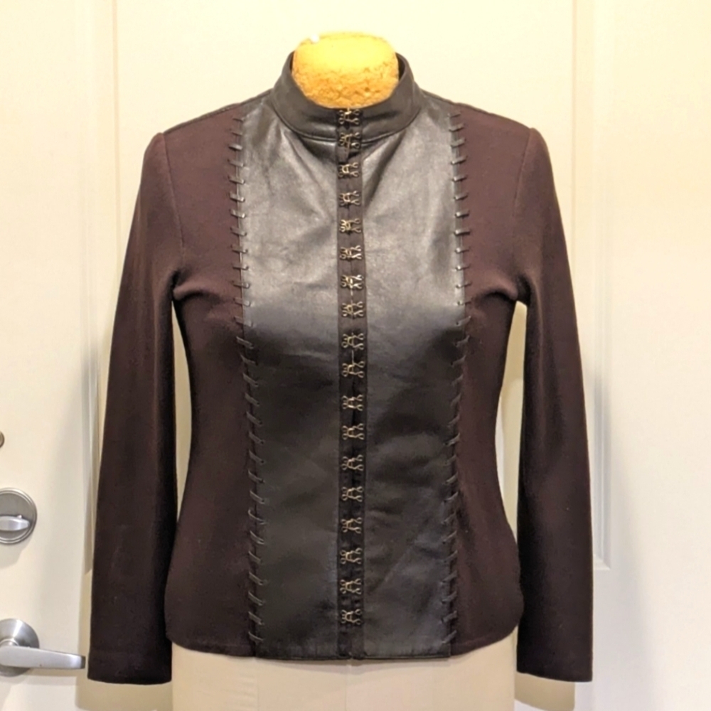 EUC 80s Tan Jay XL Leather and Knit Hook & Eye Front Stand Collar Sweater